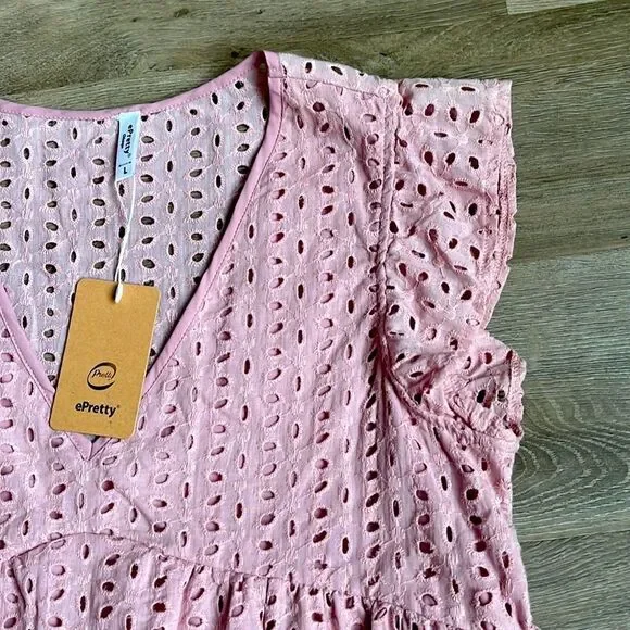 NWT ePretty Summer Fashion V-Neck Eyelet Shirt Sizes S and L - Picture 3 of 4
